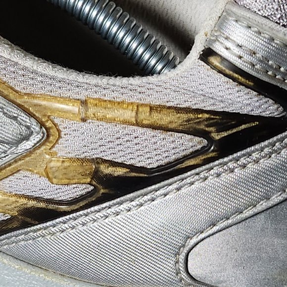 New Balance 718 (2005) - Picture 12 of 14